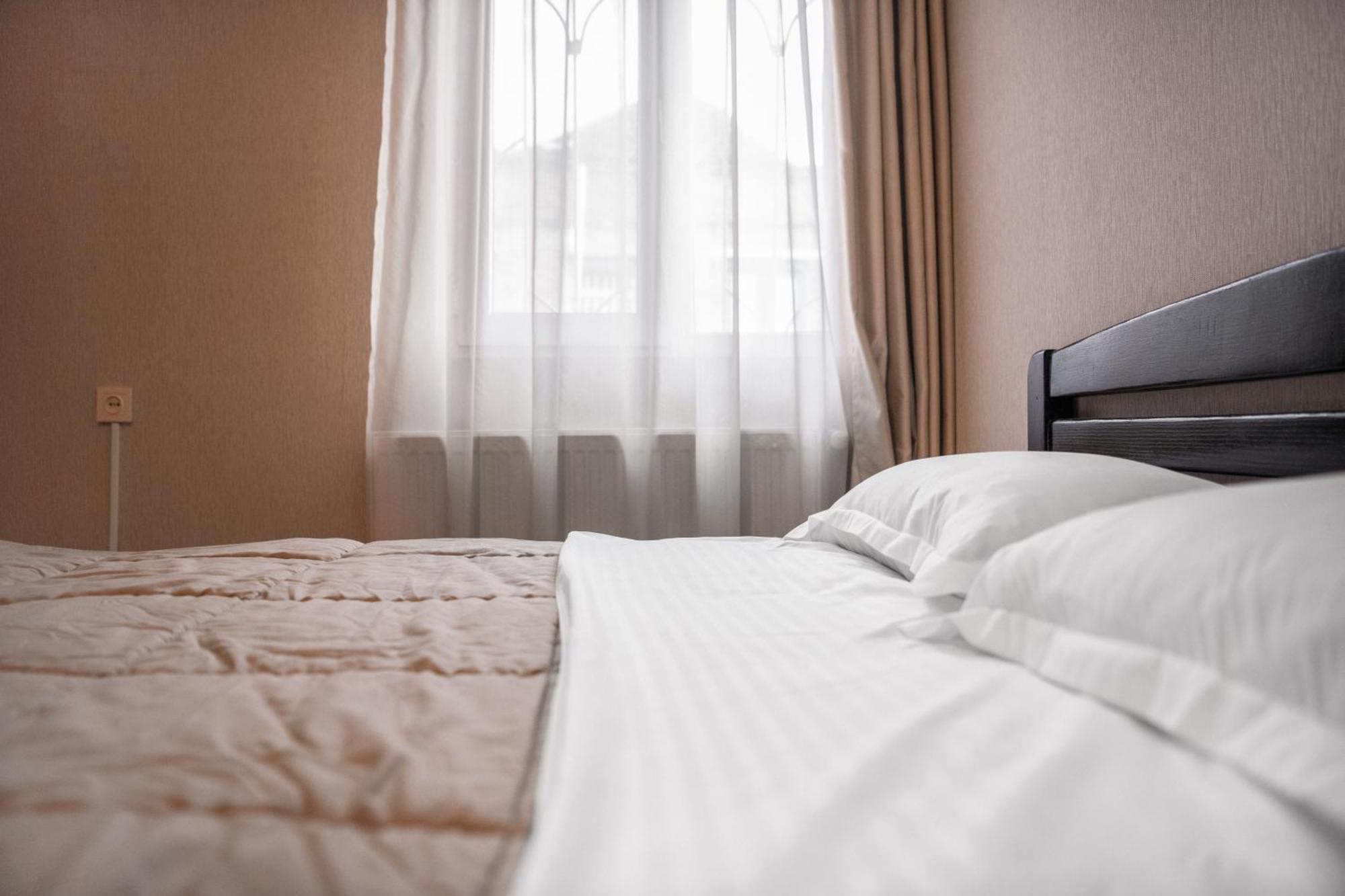 Lotus Hotel Τυφλίδα Εξωτερικό φωτογραφία