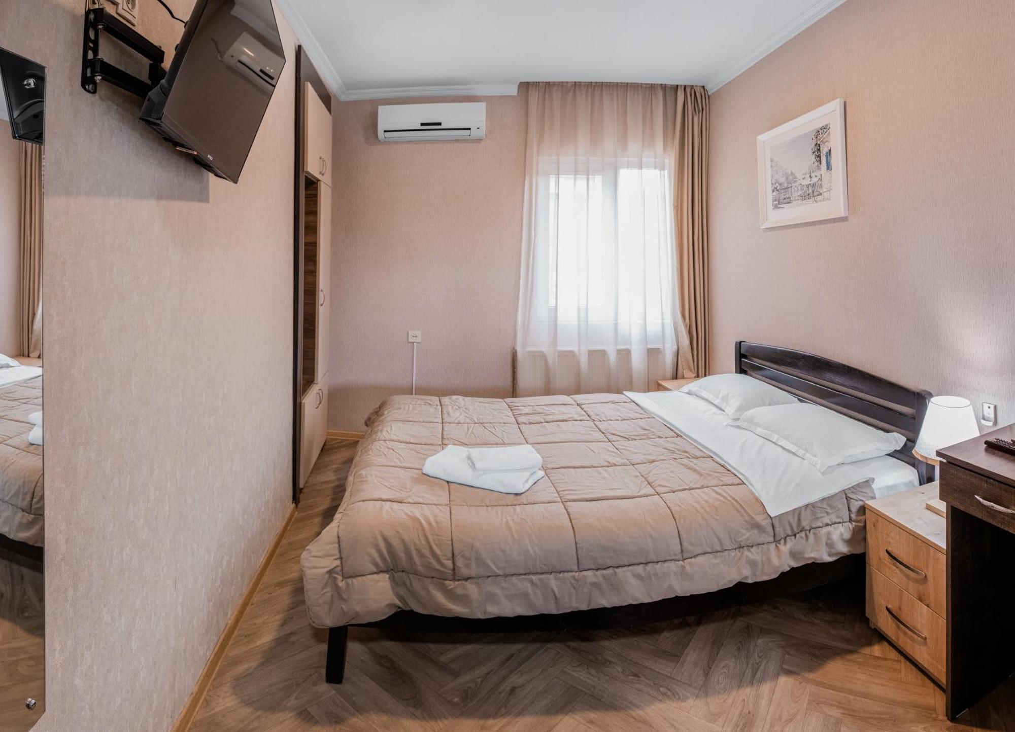 Lotus Hotel Τυφλίδα Εξωτερικό φωτογραφία